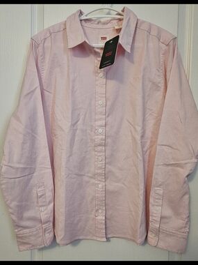 Levi's Men's Pale Pink Casual Button-Down Shirt